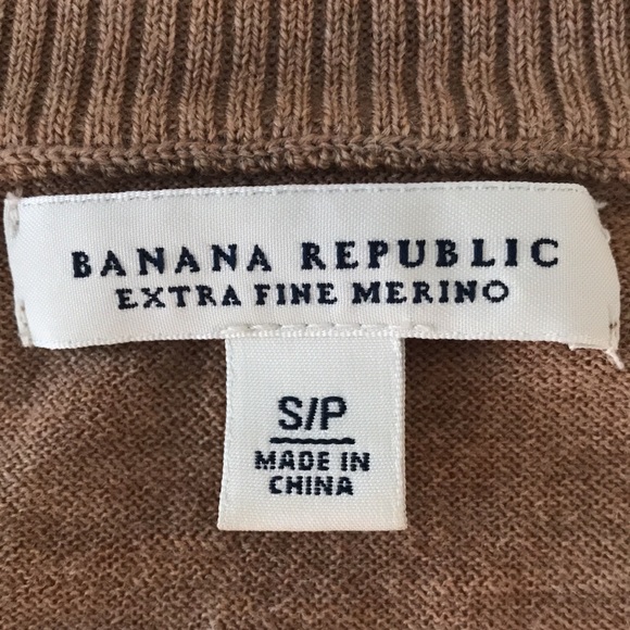 Banana Republic Extra Fine Merino Wool Ruffle 3/4 Sleeve V Neck Sweater Size S - Picture 3 of 11